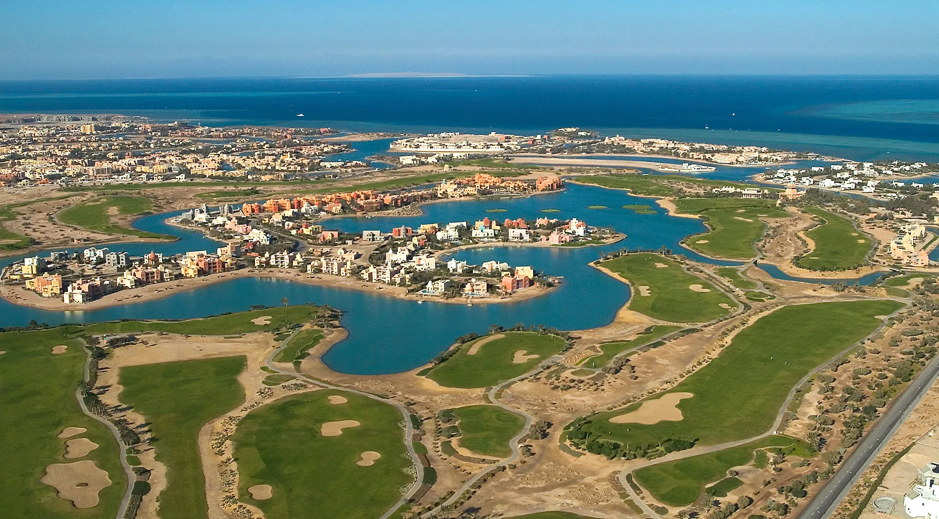 A BOAT TRIP BY CANALS OF ELGOUNA - 9