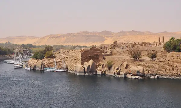 ELEPHANTINE ISLAND - 12