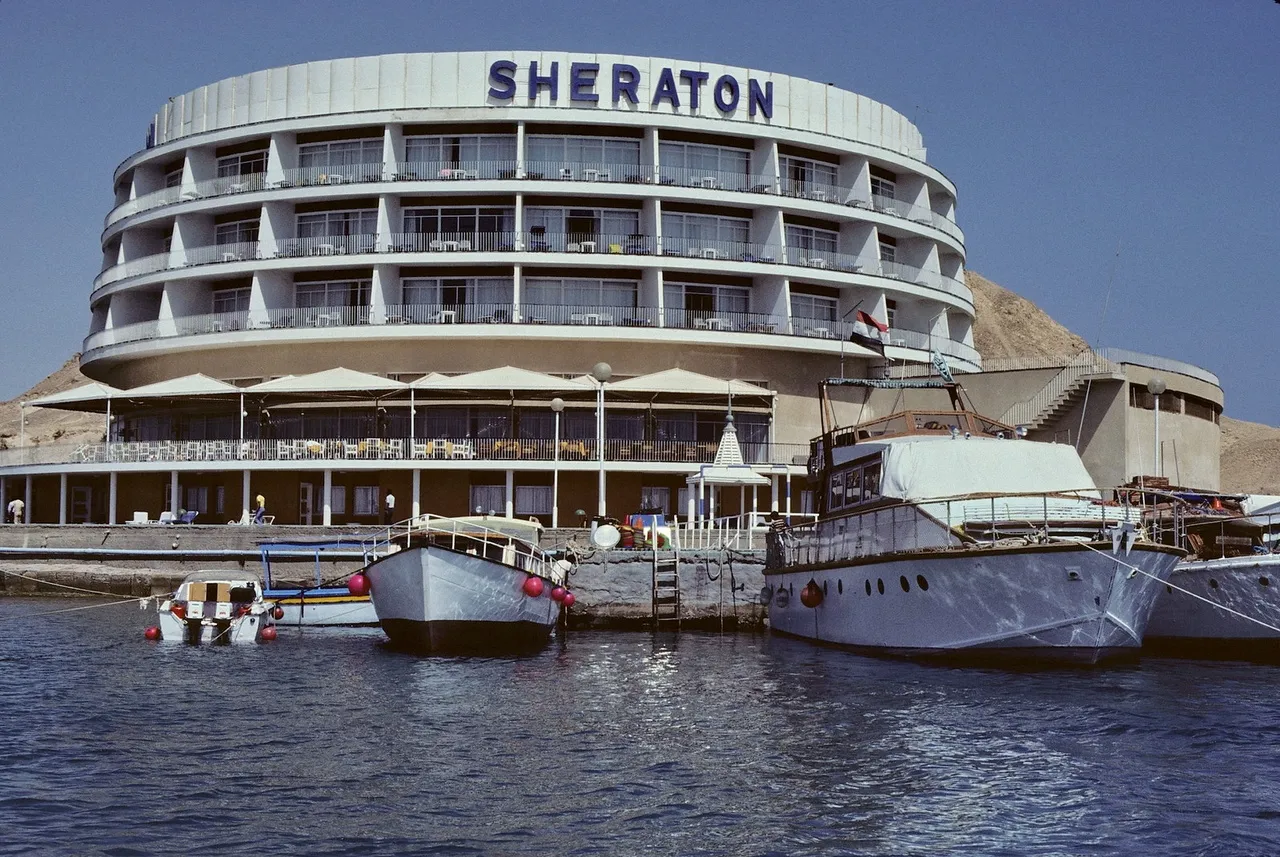 HURGHADA CITY CENTER AND THE MAIN STREET SHERATON - 6