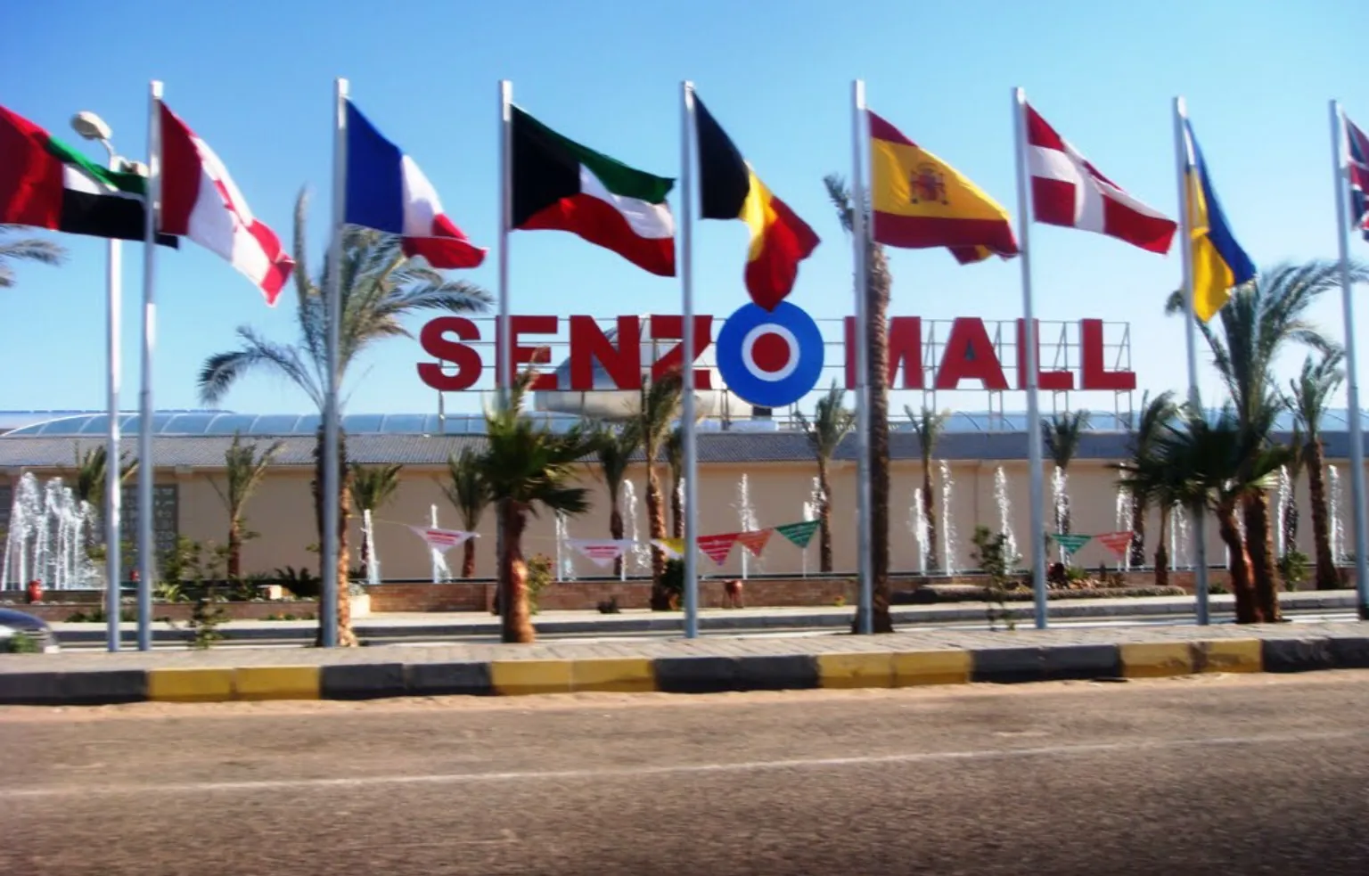 Senzo mall center - 2