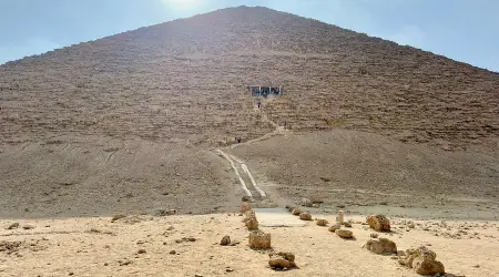 THE ARCHAEOLOGICAL AREA OF DAHSHUR IN GIZA. - 5