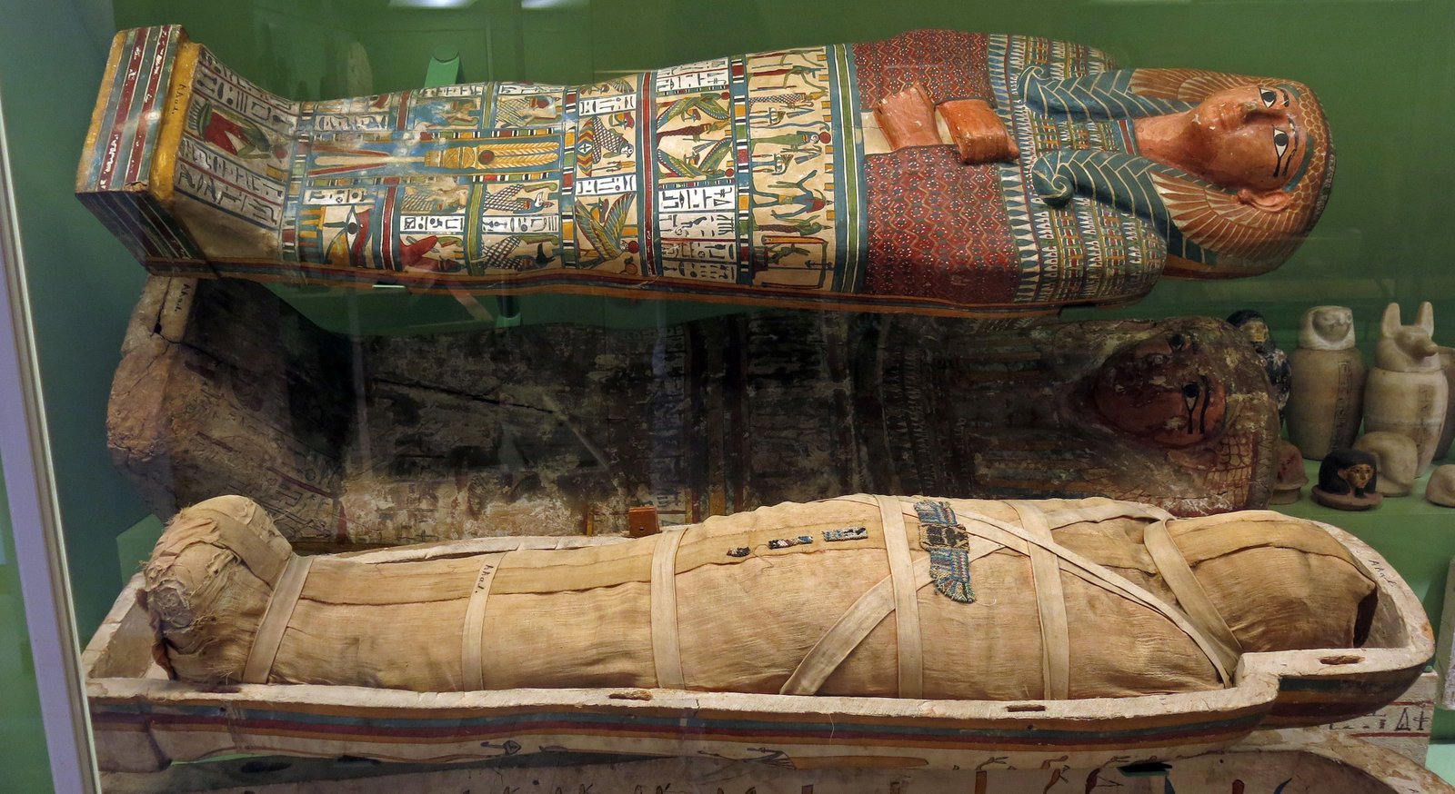 THE MUSEUM OF EGYPTIAN CIVILIZATION (THE MUSEUM OF THE ROYAL MUMMIES)