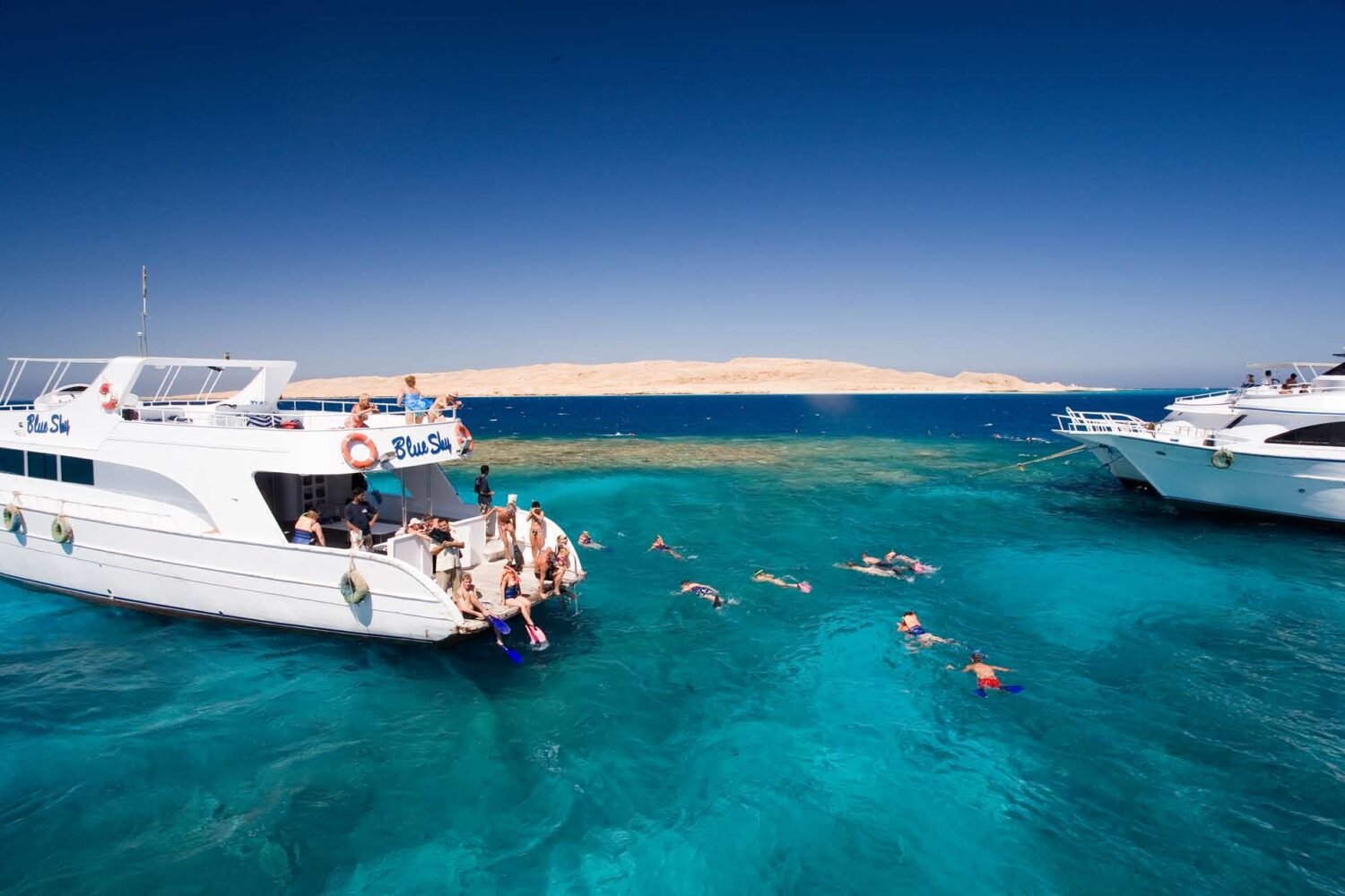 Boat excursion price in Hurghada