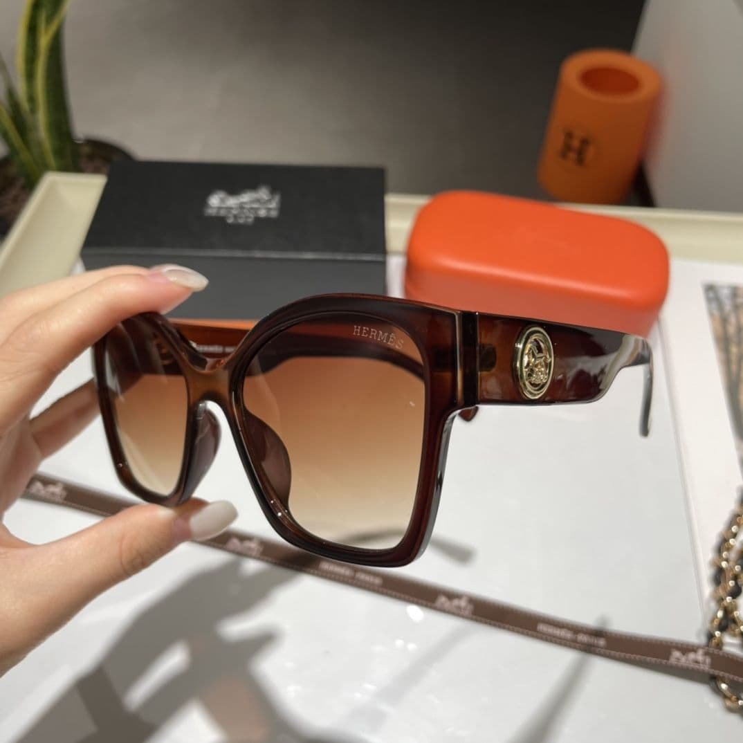 Find out where to buy sunglasses in Hurghada: the best stores, selection tips and unique offers. - 2