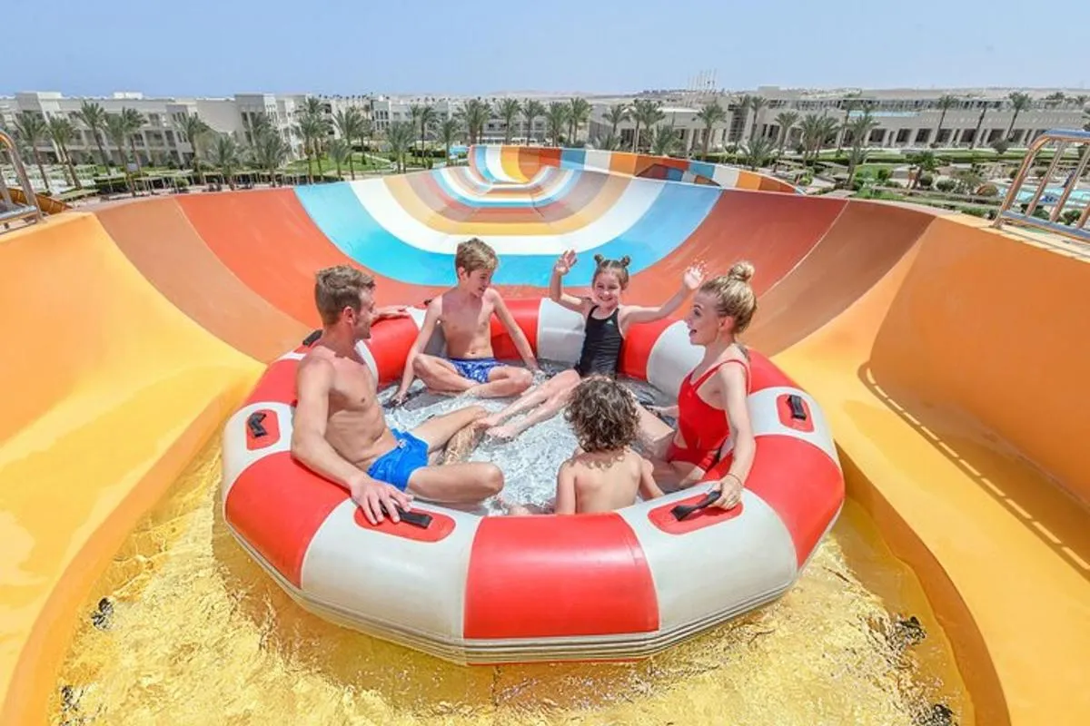 AQUA PARK MAKADI WATER WORLD