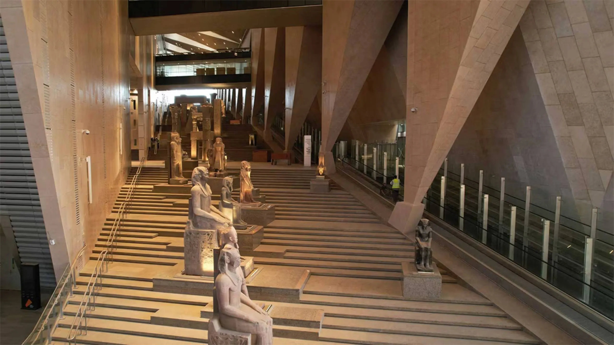 ONE DAY TRIP TO CAIRO- NEW MUSEUM (MINI GROUP)