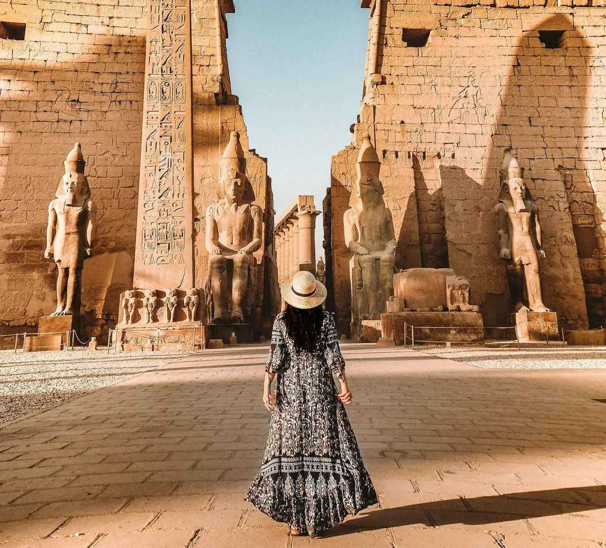 ONE DAY TRIP TO LUXOR AND DENDERA (FULL PROGRAM)