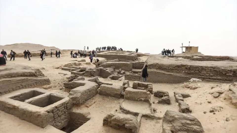 Private 1-Day Trip to Cairo by Plane