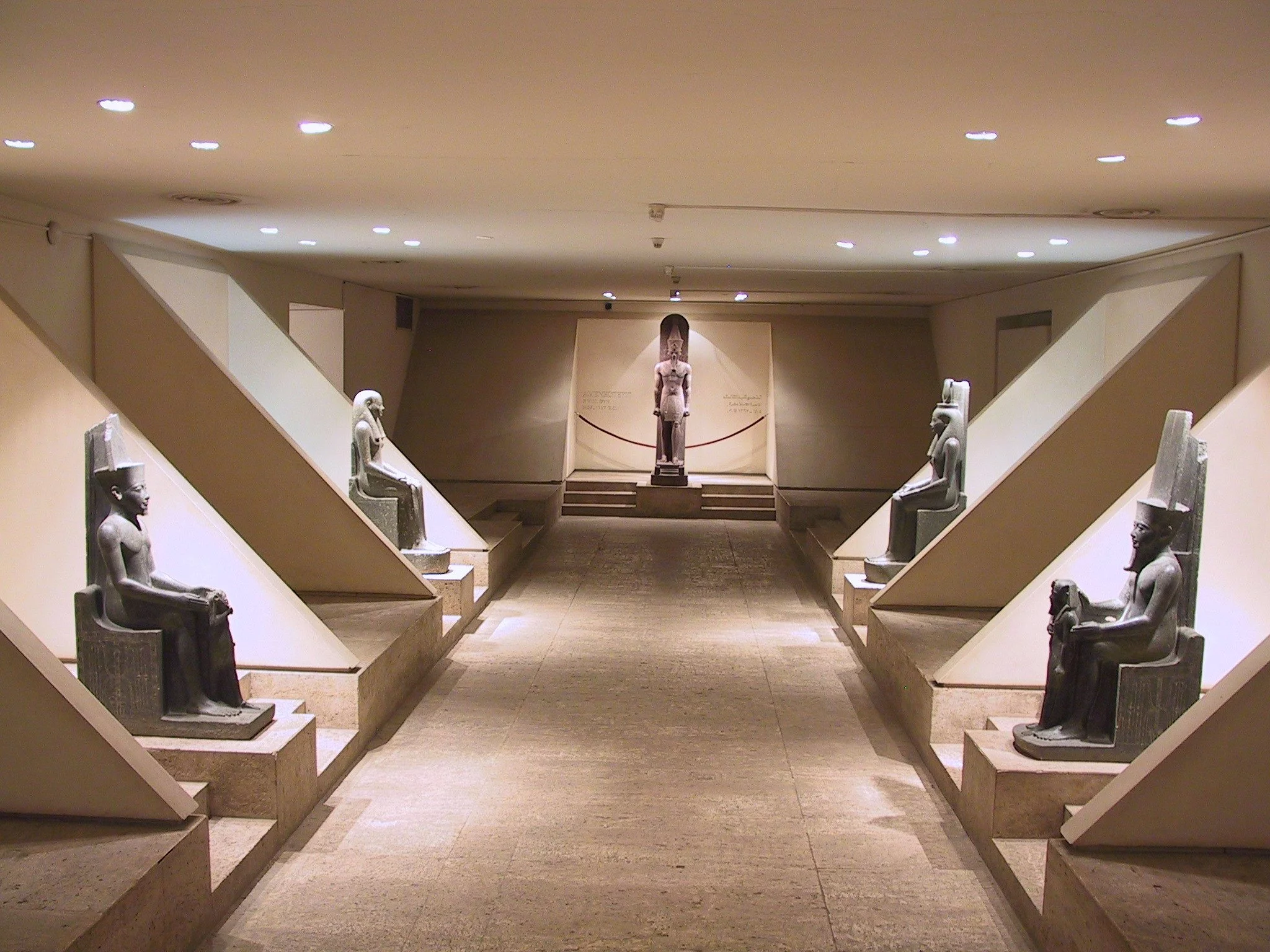 PRIVATE 1-DAY TRIP TO LUXOR