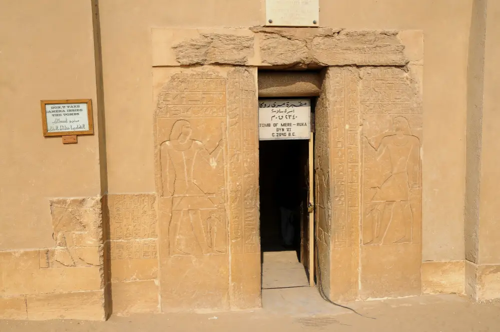 PRIVATE 1 DAY TRIP TO SAQQARA, MEMPHIS AND DAHSHUR