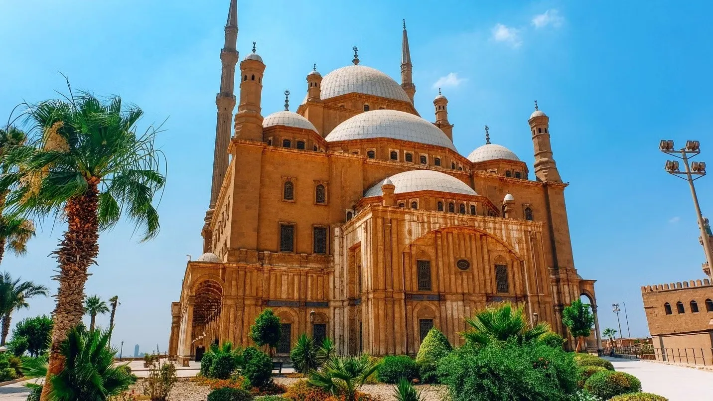 PRIVATE 2 DAYS TRIP TO CAIRO AND SAQQARA