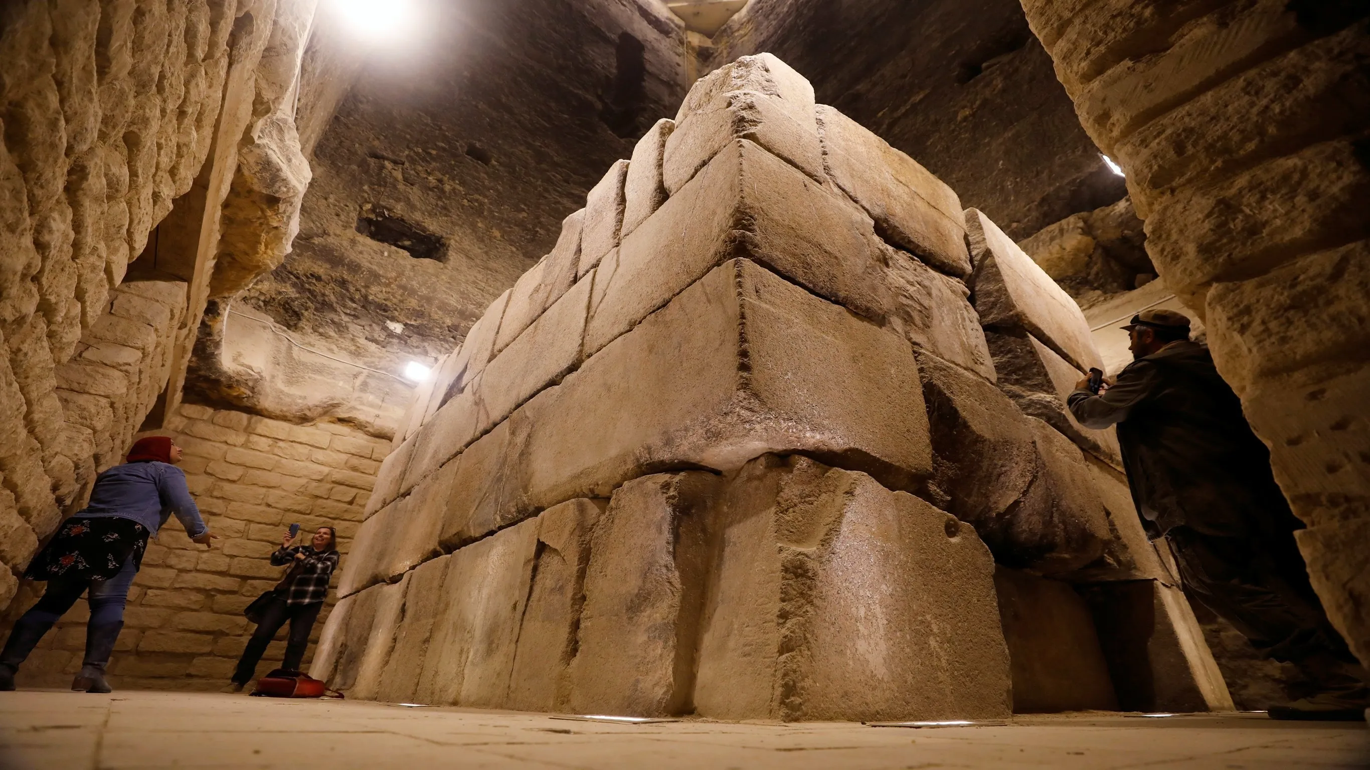 PRIVATE 2 DAYS TRIP TO CAIRO AND SAQQARA
