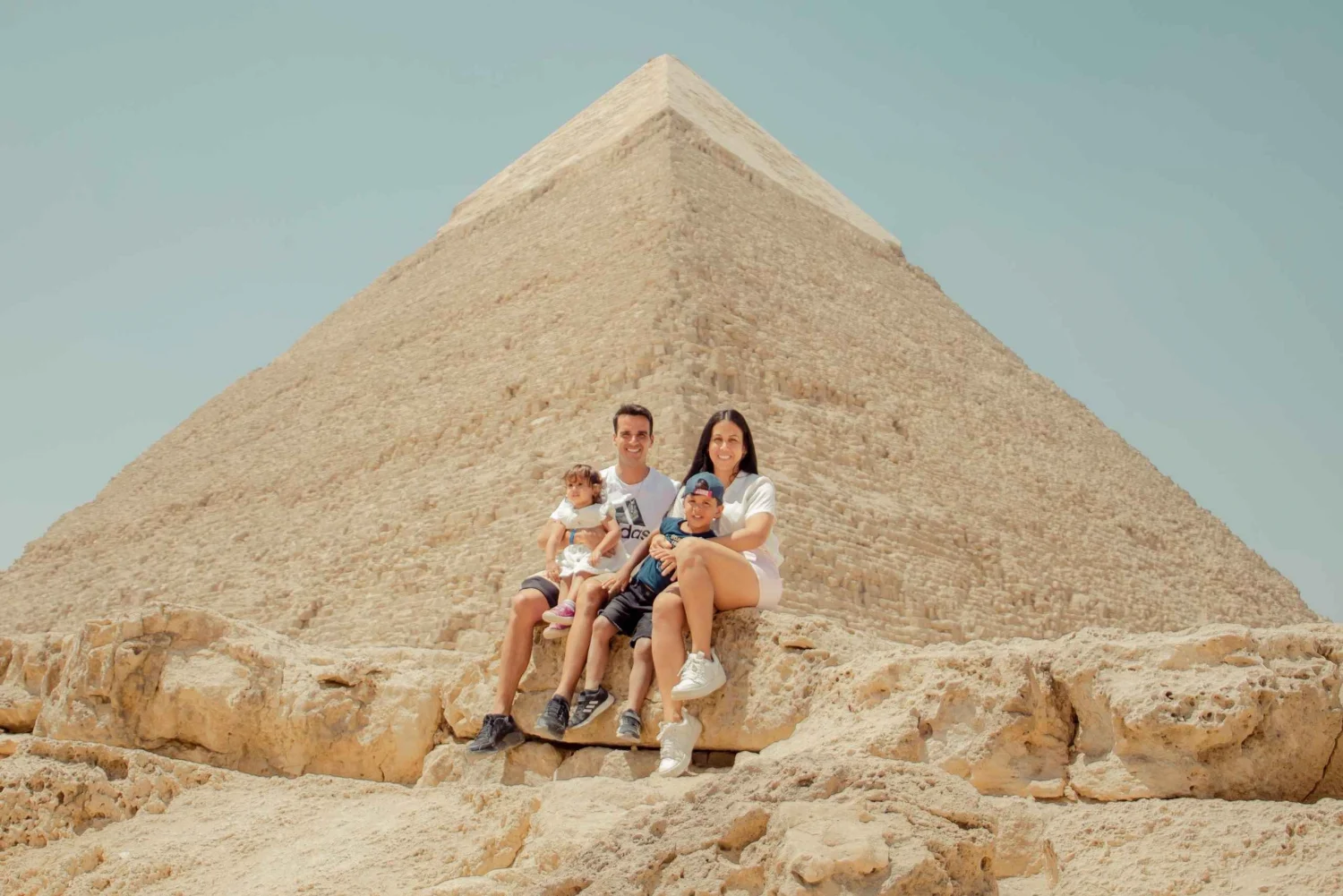 <p><strong>Will a one-day trip from Cairo to Luxor be tiring for the kids?</strong></p><p><br></p><p><br></p>