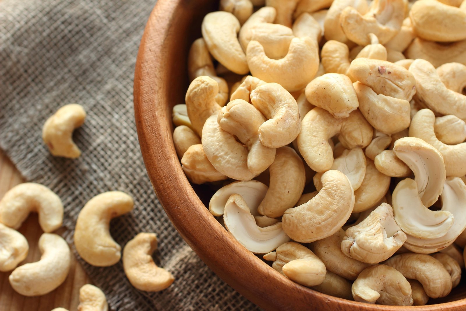 CASHEWS - Image 2